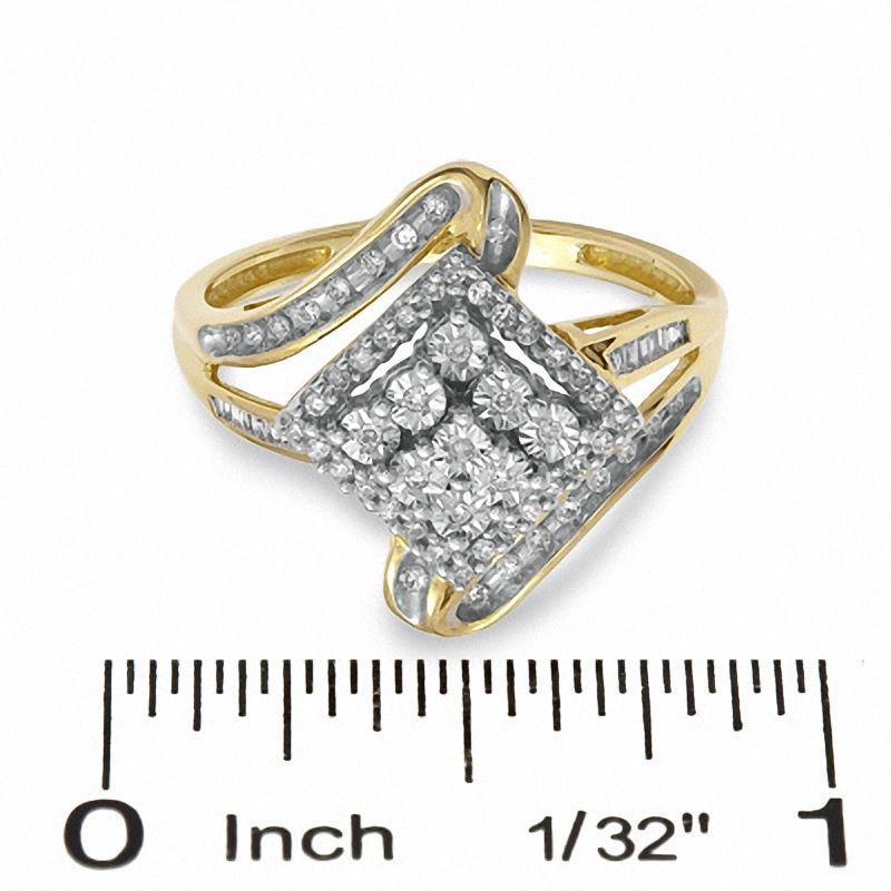 1/4 CT. T.W. Diamond Cluster Ring in 10K Gold - Size 7