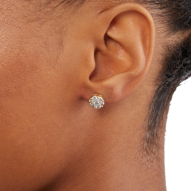 Stud Earrings with Diamonds