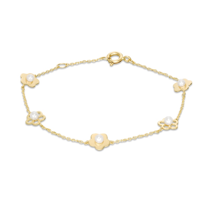 Main Image 1 of Child's Freshwater Cultured Pearl Flower Station Bracelet in 10K Gold - 6.5&quot;